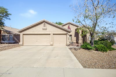 /international/us/6409-n-84th-lane-glendale-az-110120419990/