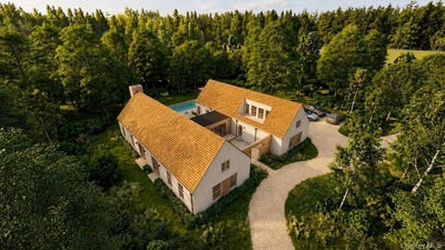 /international/us/n-c-holly-st-montauk-ny-110108152428/