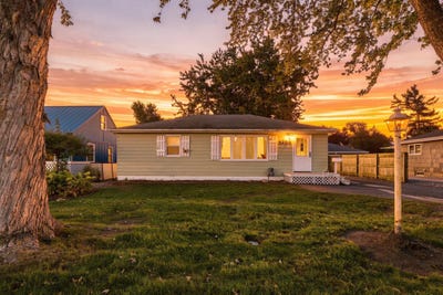 /international/us/5254-kentucky-avenue-n-crystal-mn-110120588314/
