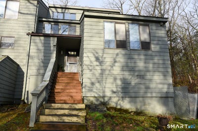 /international/us/215-ledge-drive-torrington-ct-110105309268/