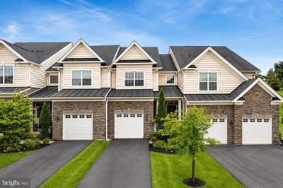 /international/us/2002-julia-drive-conshohocken-pa-110120561284/