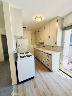 /international/us/331-s-3rd-arcadia-ca-110109767982/