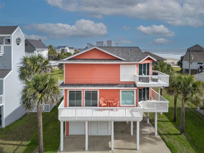 /international/us/4214-ghost-crab-lane-galveston-tx-110107484594/