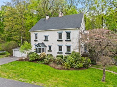 /international/us/33-aldridge-road-chappaqua-ny-110107898059/