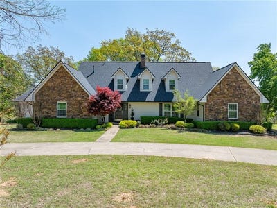/international/us/1116-n-bayberry-st-greenwood-ar-110098652610/