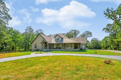 /international/us/5110-s-county-lane-162-carthage-mo-110119563774/