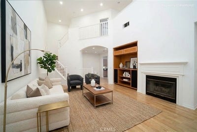 /international/us/30-burlingame-irvine-ca-110107316201/