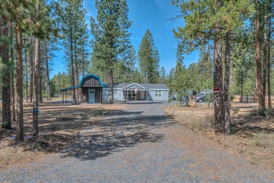 /international/us/1909-hackett-drive-la-pine-or-110098454576/