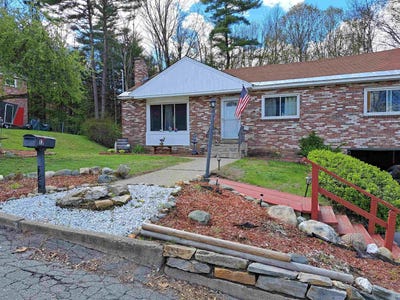 /international/us/13-acer-heights-road-claremont-nh-110107722307/