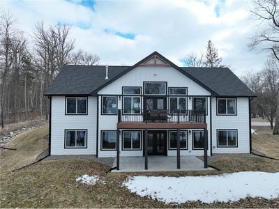 /international/us/9745-pine-point-road-nw-walker-mn-110107353254/