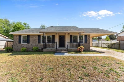 /international/us/314-cartwright-drive-fayetteville-nc-110107612741/