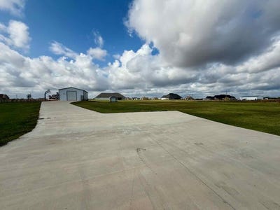 /international/us/3844-s-pine-island-road-beaumont-tx-110104031435/