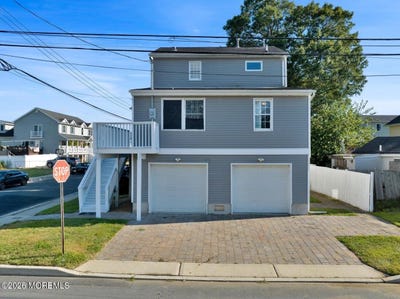 /international/us/401-spruce-street-union-beach-nj-110108238843/