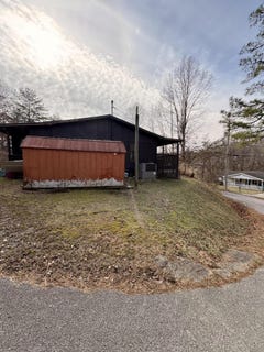 /international/us/124-pleasant-valley-morehead-ky-110105956094/