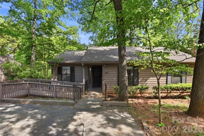 /international/us/106-cedar-hollow-drive-fort-mill-sc-110107549294/