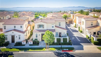 /international/us/20278-pienza-porter-ranch-ca-110120415646/