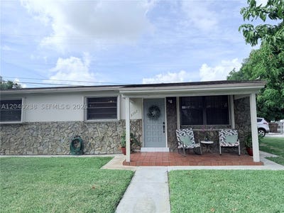 /international/us/3397-w-14th-ct-hialeah-fl-110108937812/?lang=th