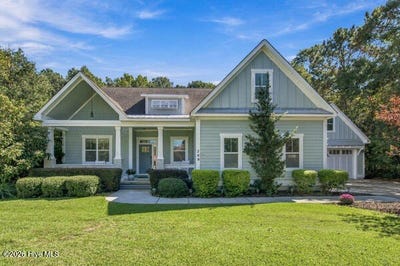 /international/us/209-bates-retreat-hampstead-nc-110120531960/
