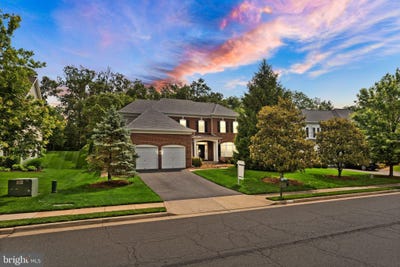 /international/us/1814-woods-edge-drive-ne-leesburg-va-110100350126/