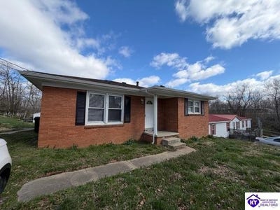 /international/us/411-e-2nd-street-hardinsburg-ky-110106621995/