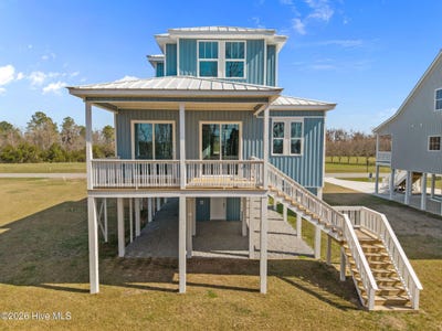 /international/us/3204-whichards-beach-road-chocowinity-nc-110108502070/