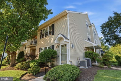 /international/us/2606-society-place-newtown-pa-110108504451/