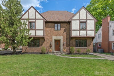 /international/us/215-beverly-place-oakwood-oh-110108075072/