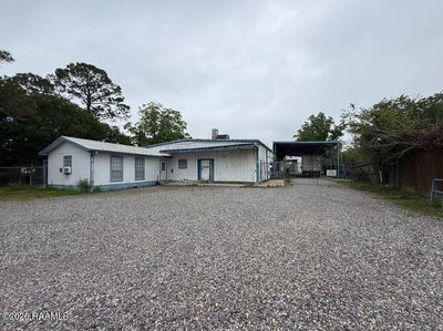 /international/us/1051a-old-henderson-drive-breaux-bridge-la-110108480005/