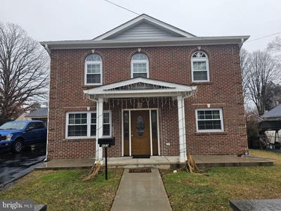 /international/us/133-colburn-drive-manassas-park-va-110098654374/