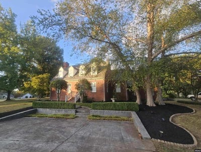 /international/us/101-meadowview-drive-fulton-ky-110098686057/