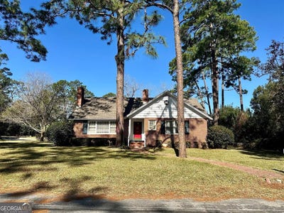 /international/us/1613-camellia-drive-waycross-ga-110101306841/