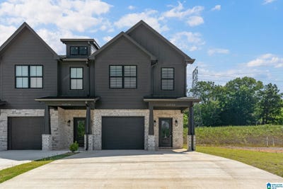 /international/us/223-village-parkway-helena-al-110108071935/