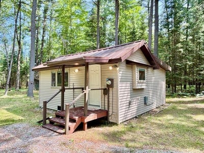 /international/us/5470-griffin-road-lewiston-mi-110119418153/
