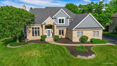 /international/us/7104-dove-way-cary-il-110108361527/