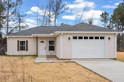 /international/us/96-beech-rd-hazlehurst-ga-110106304395/