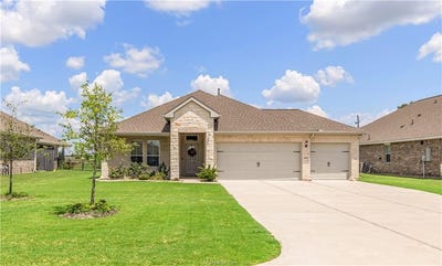 /international/us/2405-three-wood-way-navasota-tx-110101406941/?lang=en