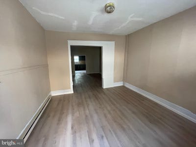 /international/us/722-e-race-street-shamokin-pa-110100628135/