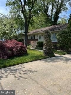 /international/us/726-mildred-avenue-somerdale-nj-110107462447/