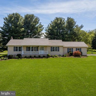 /international/us/1018-coffman-road-edinburg-va-110107653483/