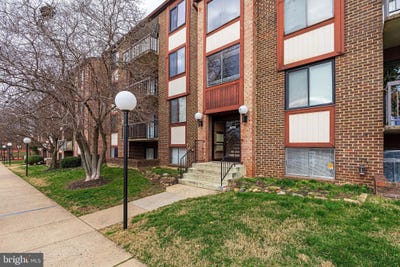 /international/us/9728-kingsbridge-drive-fairfax-va-110108628684/