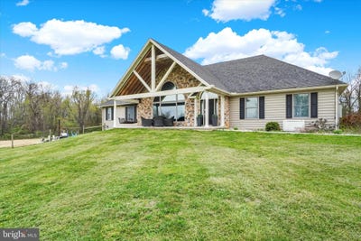/international/us/1685-bahns-mill-road-windsor-pa-110107930756/