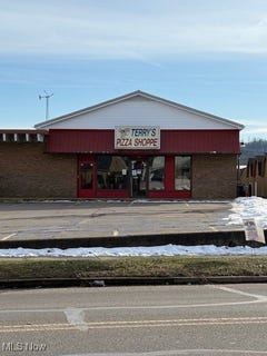 /international/us/433-w-state-street-newcomerstown-oh-110097047311/