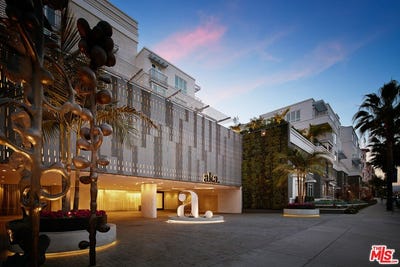 /international/us/155-n-crescent-dr-beverly-hills-ca-110087789500/