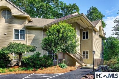 /international/us/46-sanctuary-drive-highlands-nc-110108467515/