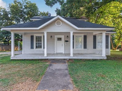 /international/us/430-w-2nd-st-booneville-ar-110109852072/
