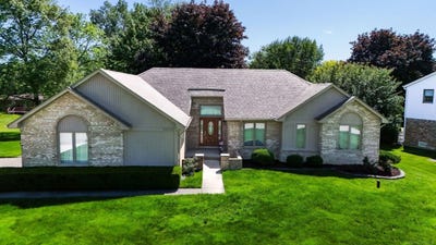 /international/us/53240-hillside-drive-utica-mi-110108410887/