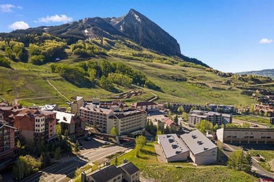 /international/us/40-marcellina-lane-mt-crested-butte-co-110108473163/