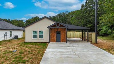 /international/us/114-bowie-street-mabank-tx-110109013079/