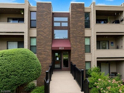/international/us/833-main-belleville-twp-nj-110108694921/