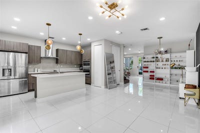 /international/us/10365-nw-66th-st-doral-fl-110098452420/?lang=zh-tw